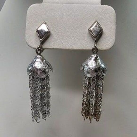 Vintage Sarah Coventry Clip-On Silver Tone Tassel Earrings - Picture 1 of 4